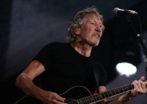 Roger Waters pede para visitar Lula na prisão em Curitiba
