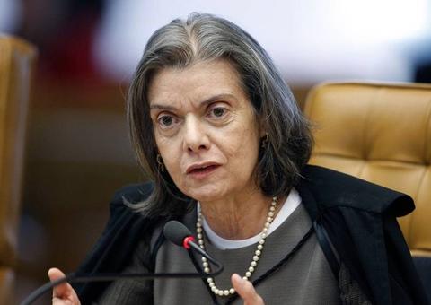 Ministra Cármen Lúcia suspende decisões que permitiam ação policial em universidades