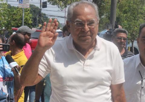 Amazonino vota em Manaus: ‘Cumprimos com a nossa obrigação’