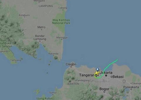 Avião com 189 passageiros cai no mar após decolar de Jacarta, na Indonésia