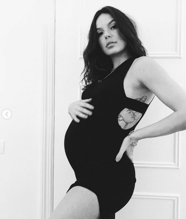 Grávida, Isis Valverde abre o jogo sobre sexo e desejo de parto natural