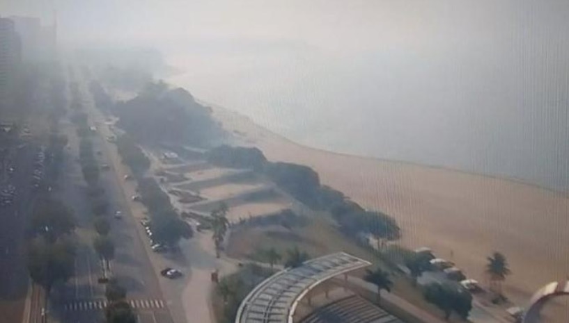 Prefeitura informa que fumaça é resultado de queimadas de grandes proporções 