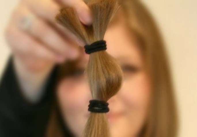 Lar das Marias recebe doação de cabelos para confecção de perucas