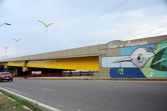 Viadutos e passagens de nível passam por revitalização em Manaus