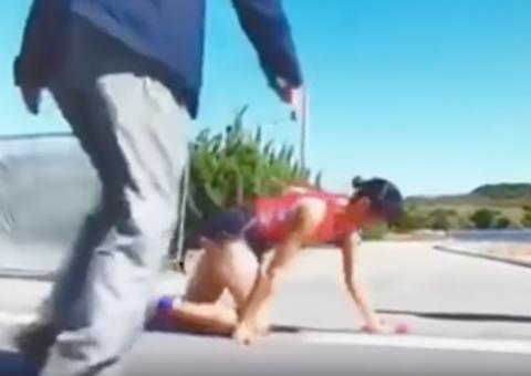 Corredora fratura perna durante maratona e termina 300 metros de joelhos