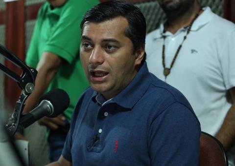 Wilson Lima protocoliza documento para a formação da comissão de transição