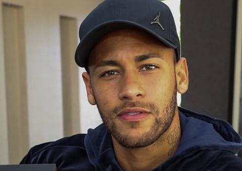 Neymar se irrita após rumores de novo affair com xará de Bruna Marquezine