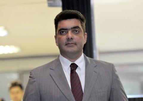 TSE manda computar votos atribuídos a Abdala Fraxe e diz que ele estava apto 