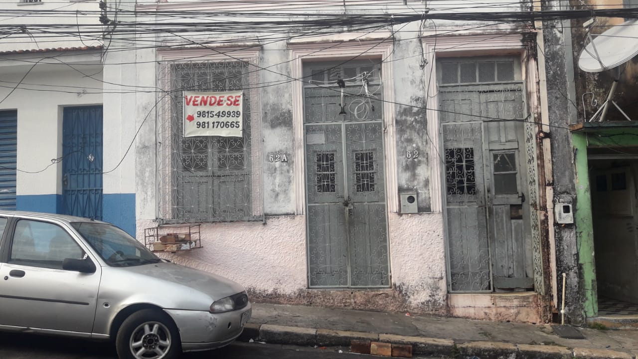 Em Manaus, homem com tornozeleira eletrônica é executado a tiros por dupla de encapuzados