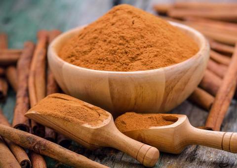 Canela diminue colesterol, saiba como usar