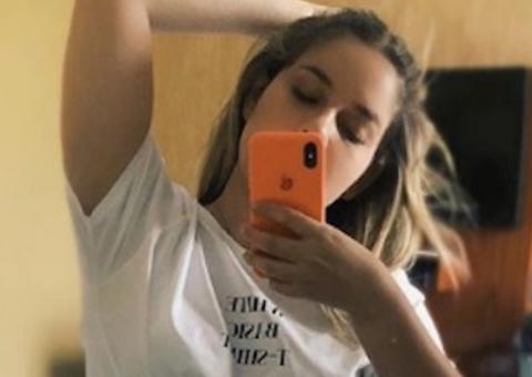 Marília Mendonça incentiva fãs com foto antiga: 'gordura no fígado, problema de respiração... sim, dá pra mudar' 