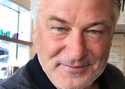 Alec Baldwin, de Missão Impossível, é preso após briga por vaga de estacionamento