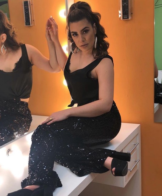 Nayara Azevedo revela o que fazia antes de ser conhecia como cantora 