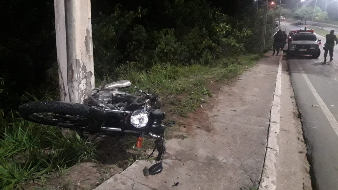 Em Manaus, homens morrem em acidente violento na avenida do turismo