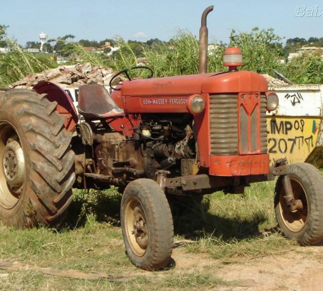 Agricultor tem perna dilacerada e amputada em acidente com trator