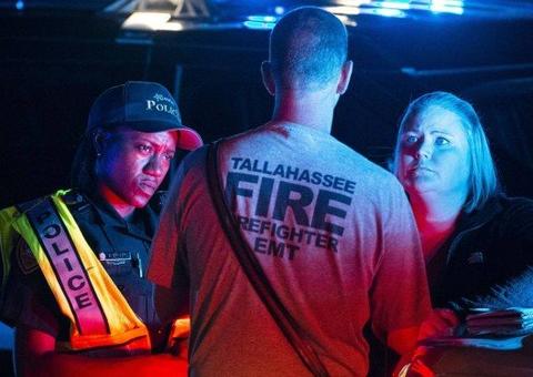 Atirador abre fogo e mata duas mulheres durante aula de ioga na Flórida em shopping