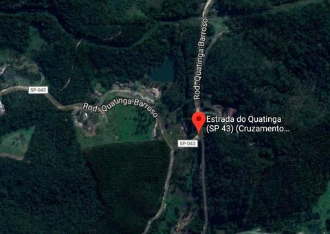 Helicóptero cai em matagal e deixa ao menos 3 mortos