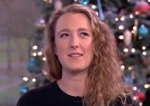 Mulher que fez sexo com 20 fantasmas aceita casar com 'espírito da sua vida'