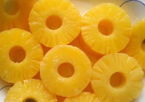 Saiba o que acontece com seu corpo se você comer abacaxis todos os dias