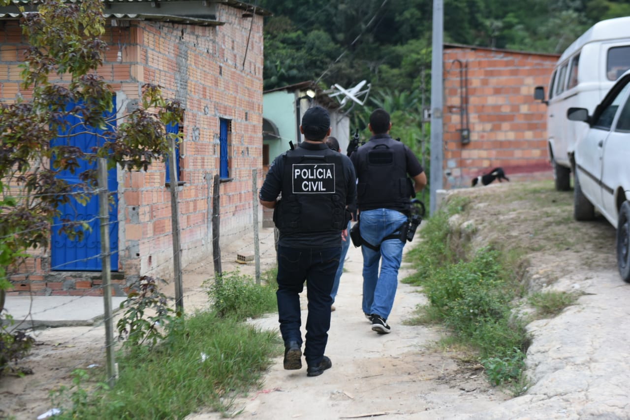 Polícia prende 31 pessoas e recupera 13 veículos roubados durante ações em Manaus