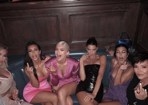 Irmãs Kardashian negociam camarote para carnaval no Rio de Janeiro