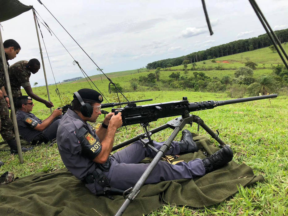 Policiais detectam drones do PCC sobrevoando penitenciária onde está Marcola