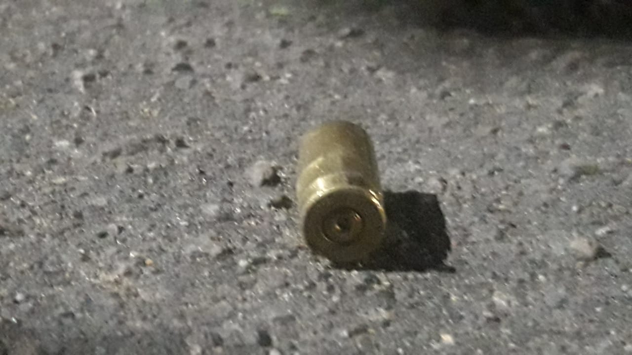 Homem é morto a tiros enquanto conversava com vizinho em Manaus