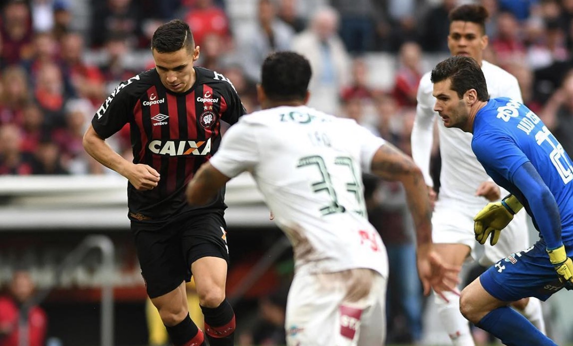 Em Curitiba, Atlético-PR e Flu iniciam luta por vaga na decisão da Sul-Americana