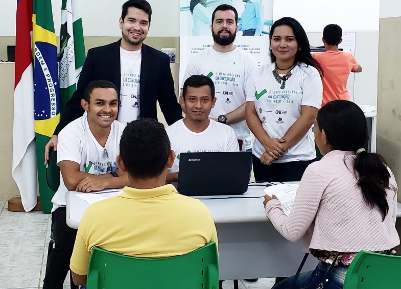 Audiência termina com declaração de amor e desistência de divórcio