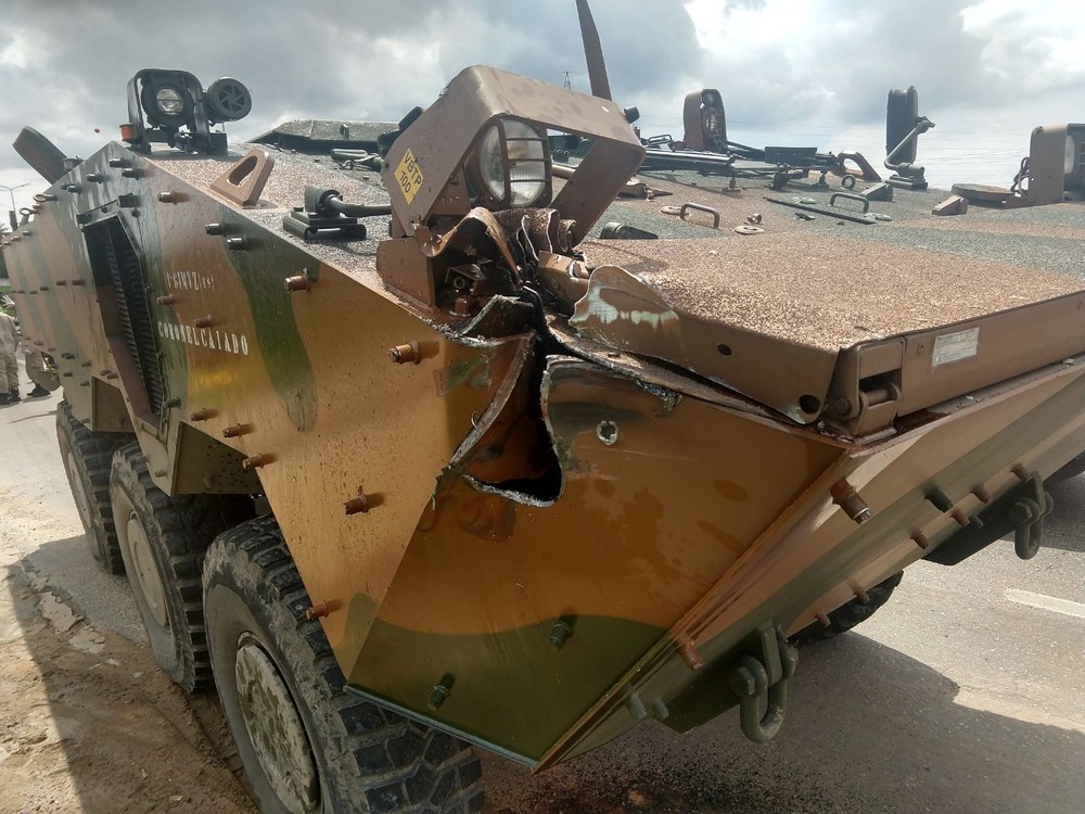  Acidente com veículos do Exército deixa 15 feridos na estrada 