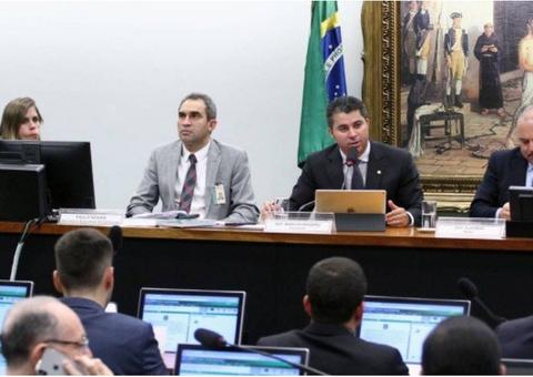 Votação do Escola Sem Partido é adiada novamente