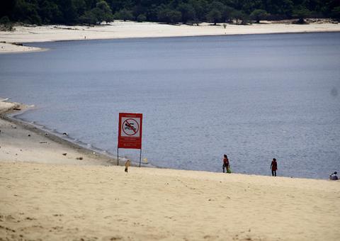 Laudo vai determinar possível interdição da Praia da Ponta Negra