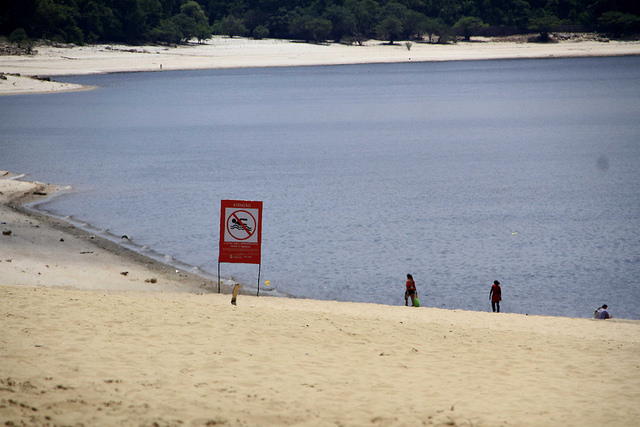 Laudo vai determinar possível interdição da Praia da Ponta Negra