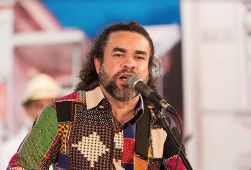 Ludi Souza comemora 25 anos de carreira no Teatro Amazonas