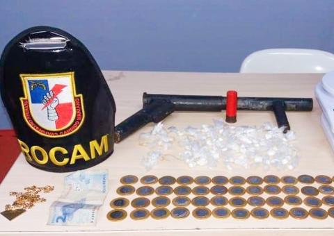 Adolescente é apreendido com escopeta e munição em bairro de Manaus