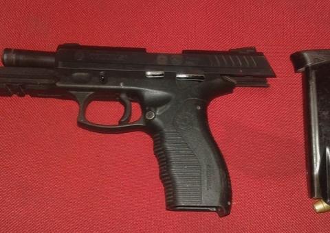 Três homens são detidos enquanto se preparavam para assassinar traficante em  Manaus