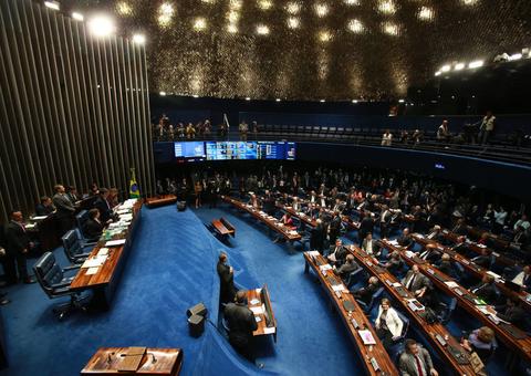 Senado aprova corte de 50% em fundo para Educação