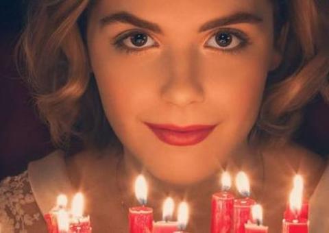 Satanistas processam Netflix e Warner por uso de estátua em 'O mundo sombrio de Sabrina'