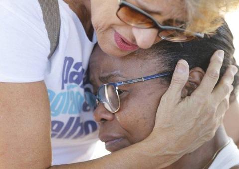 'Quando acordei, estavam todos mortos', diz mulher que perdeu 7 pessoas na tragédia em Niterói