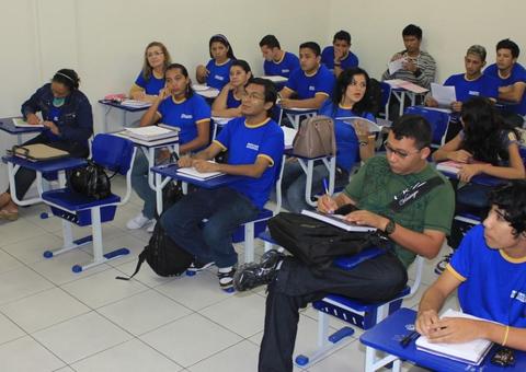 Sesc AM abre inscrições gratuitas para inglês e EJA