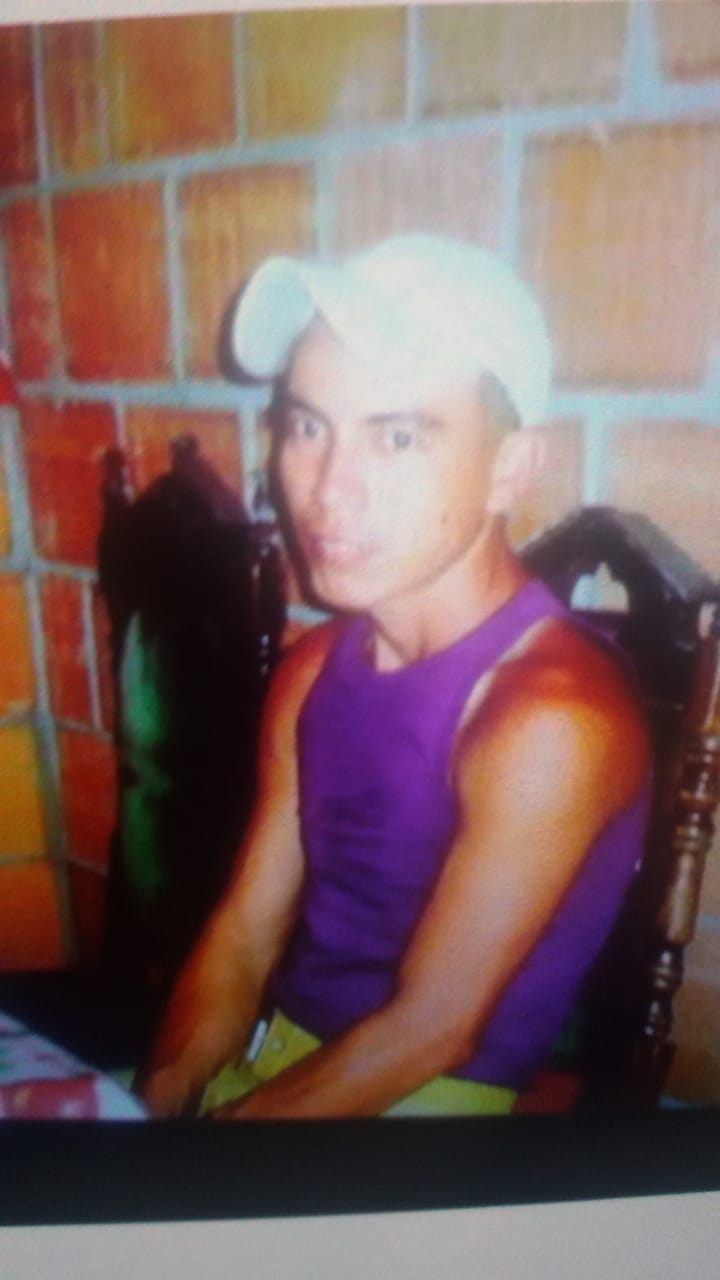 Com supostos policiais, homem desaparece após mãe vê-lo algemado em Manaus