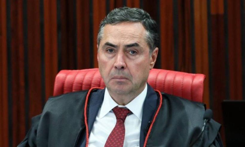 Mulher 'não é um útero a serviço da sociedade', diz Barroso