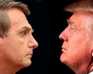 Bolsonaro se olha no espelho e vê Trump