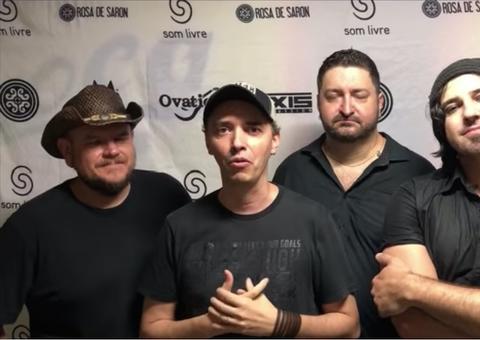 Guilherme de Sá anuncia saída do posto de vocalista da banda Rosa de Saron