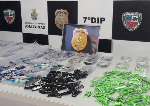 Funcionários são presos suspeitos de furtar peças de barbeadores de fábrica em Manaus