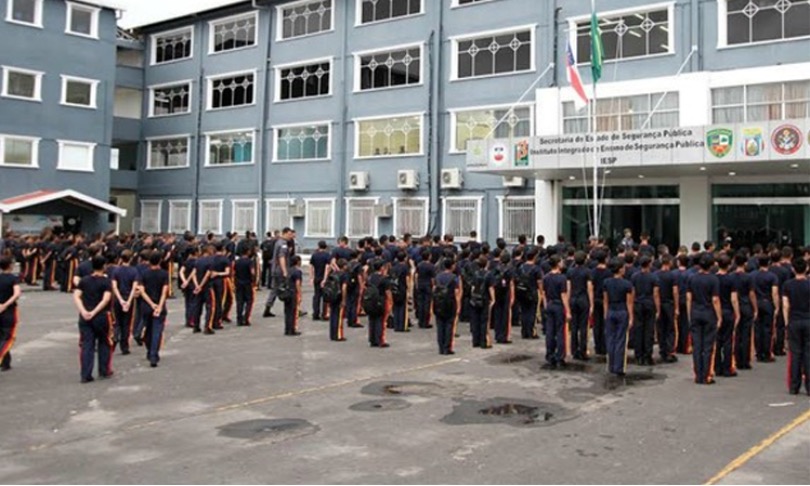 TJAM suspende decisão que proibia cobrança de taxas em escolas da PM