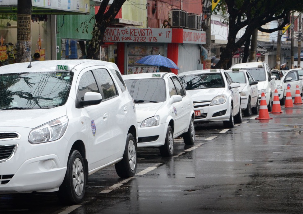 Taxistas ganham linha de financiamento inédita da Afeam para renovação da frota  