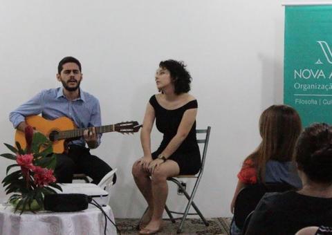 Do clássico ao contemporâneo, poesia e músicas agitam Dia Mundial da Filosofia em Manaus