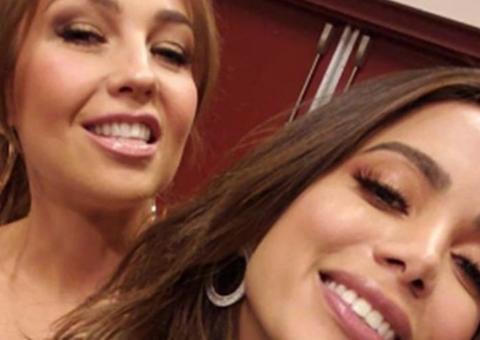 Anitta e Thalia dançam e cantam hit dos anos 2000 em encontro, vídeo