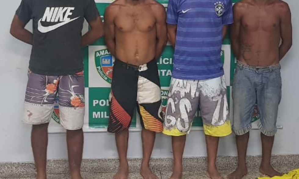 Quarteto é  preso com drogas e espingarda em beco de Manaus